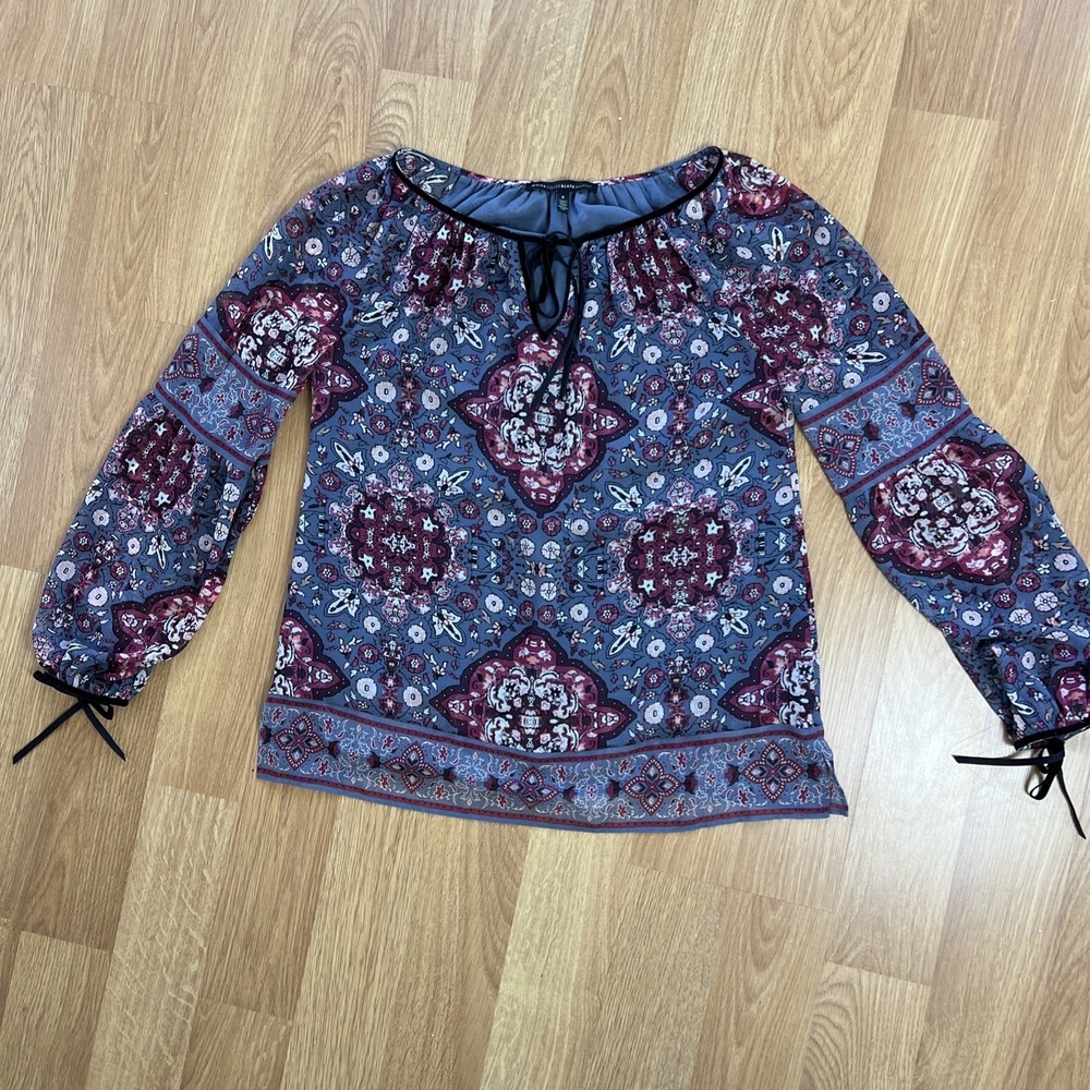 White House Black Market Women's Top Size 8 Peasant Prairie Paisley Boho Chic